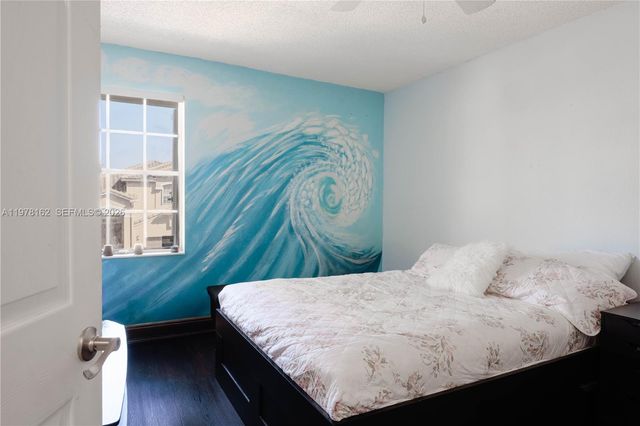 18438 NW 11th St, Pembroke Pines, FL 33029