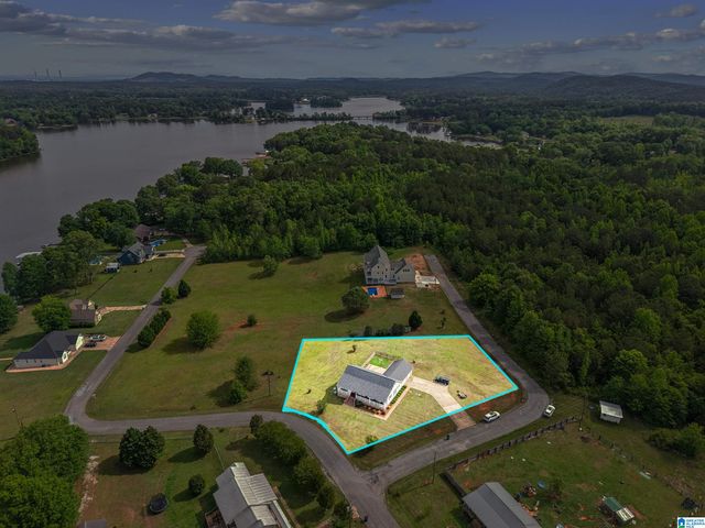 21 NORA LANE, Sylacauga, AL 35151