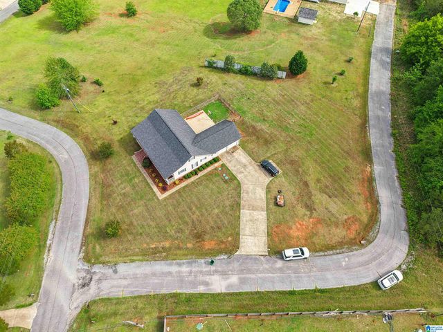 21 NORA LANE, Sylacauga, AL 35151