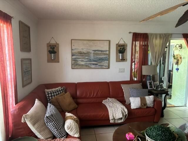 6207 Adriatic Way Way, West Palm Beach, FL 33413