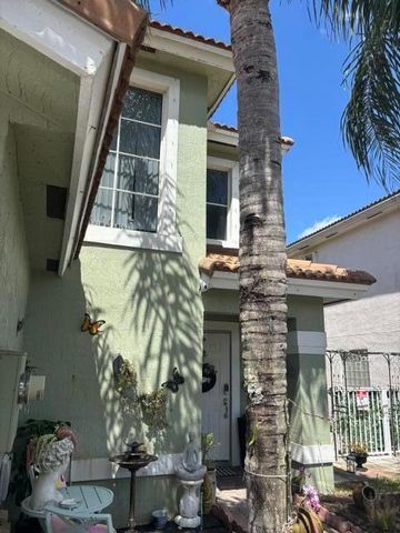 6207 Adriatic Way Way, West Palm Beach, FL 33413
