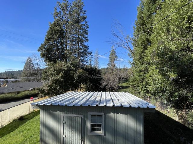 24005 Fowler Ave, Colfax, CA 95713