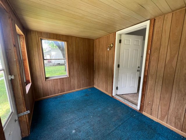 627 S 5th Street, Niles City, MI 49120