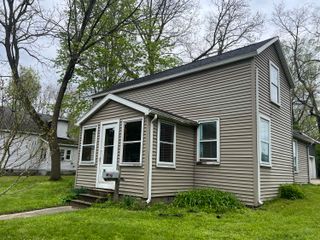 627 S 5th Street, Niles City, MI 49120