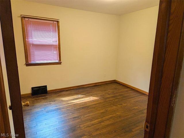 24900 Zeman Avenue, Euclid, OH 44123