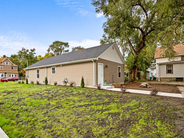 422 Sherman Street, Joliet, IL 60433