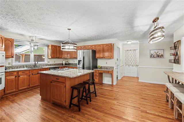 200 Sutallee Ridge Lane NE, White, GA 30184