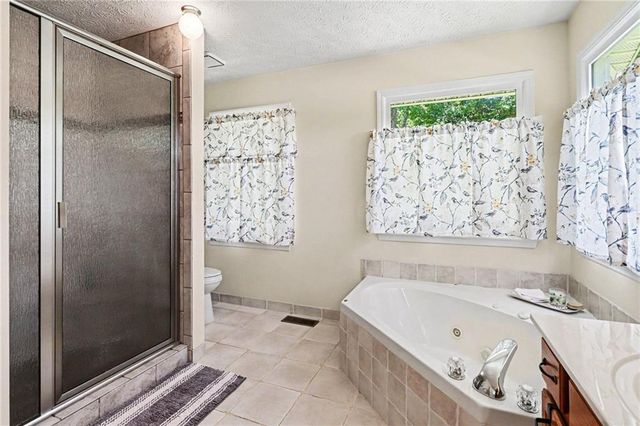 200 Sutallee Ridge Lane NE, White, GA 30184