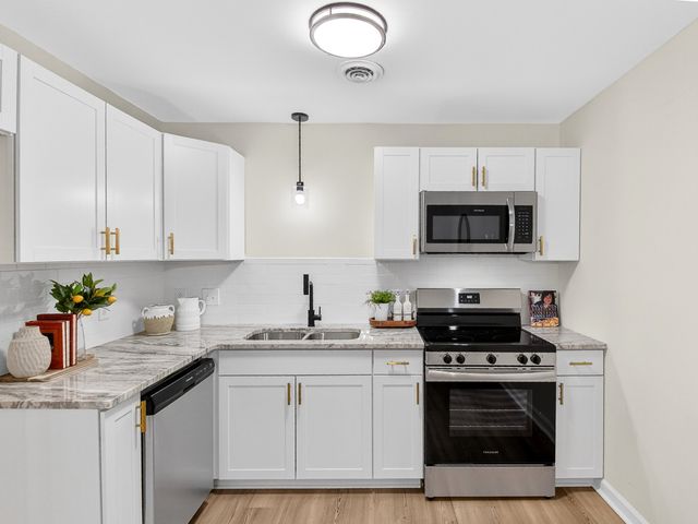 159 Hicks Rd, Nashville, TN 37221