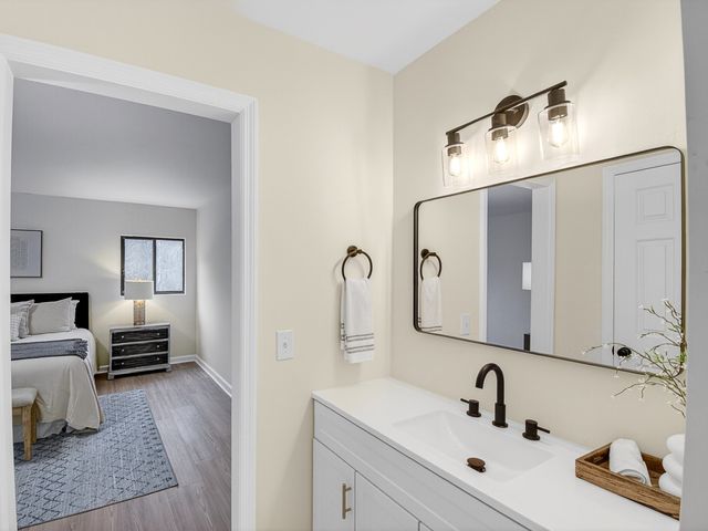 159 Hicks Rd, Nashville, TN 37221