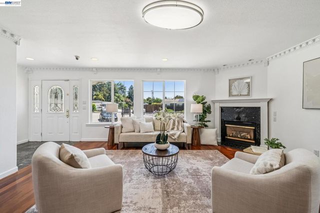 1882 Cortez Ct, Pleasanton, CA 94566