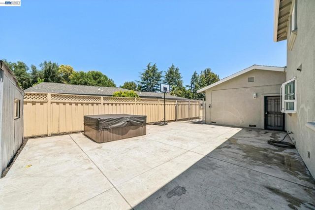 1882 Cortez Ct, Pleasanton, CA 94566