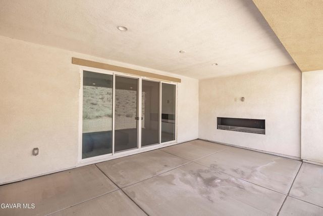 3981 Eliopulos Ranch Drive, Palmdale, CA 93551
