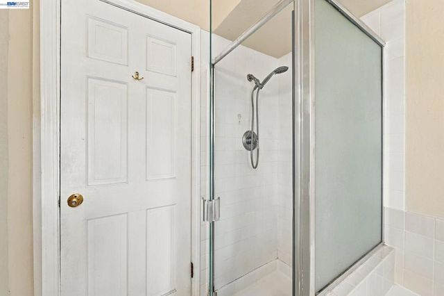360 Warwick Ave, San Leandro, CA 94577