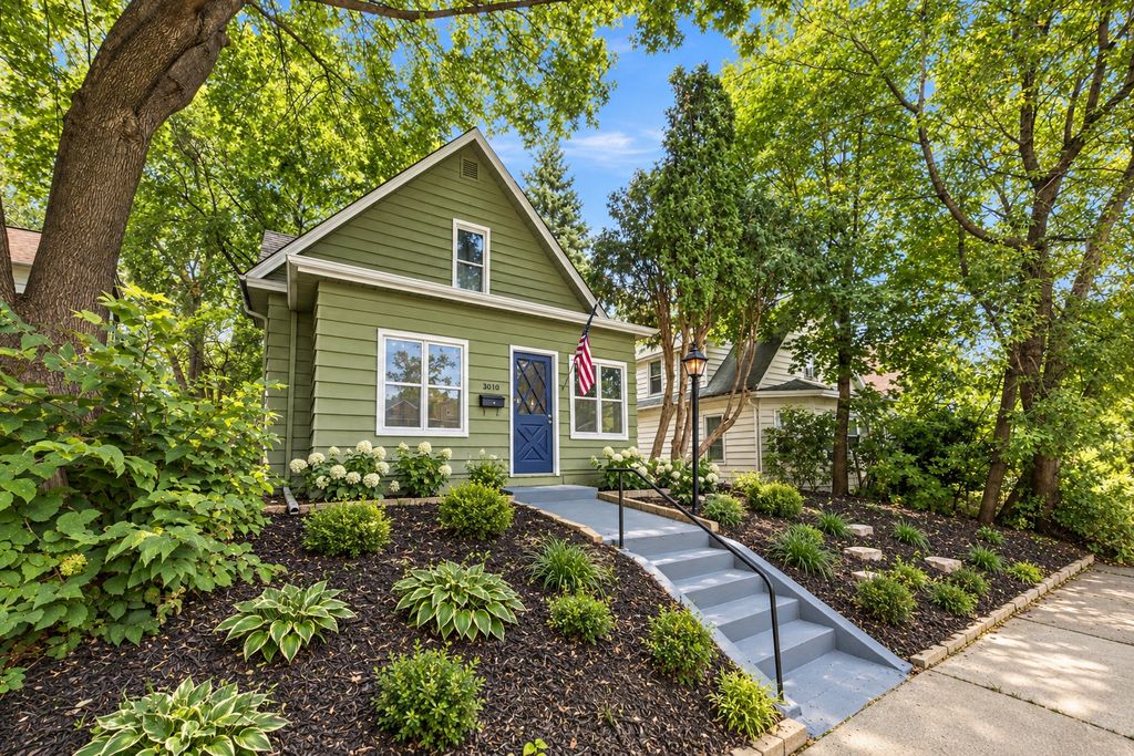 3010 Vincent Avenue N, Minneapolis, MN 55411 — photo 2