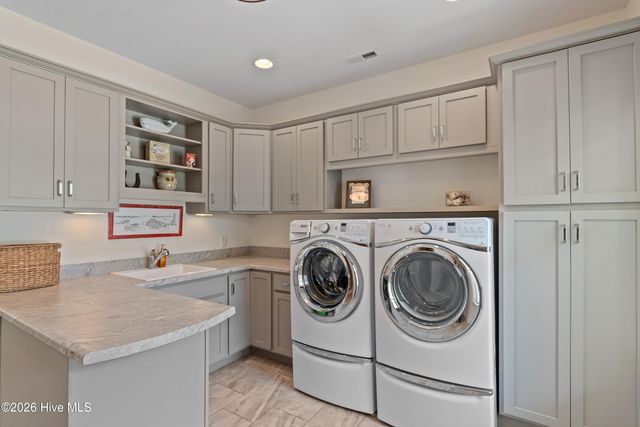 3782 Ridge Crest Drive, Southport, NC 28461
