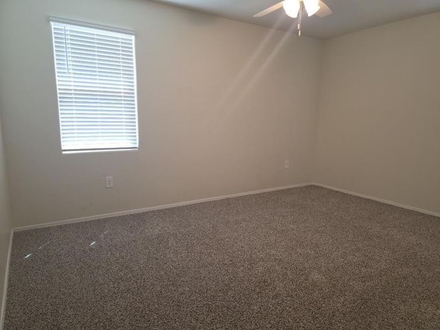 18589 W Smoketree Drive, Wittmann, AZ 85361