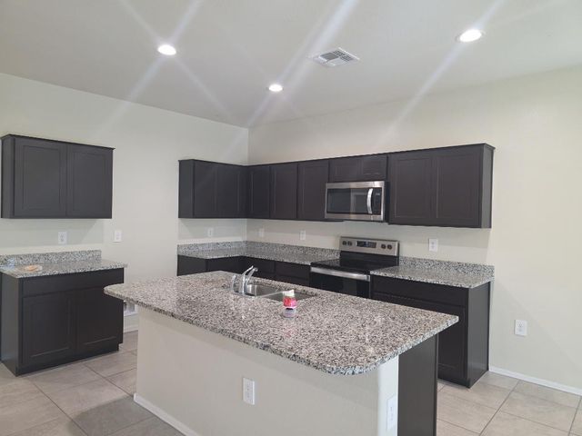 18589 W Smoketree Drive, Wittmann, AZ 85361