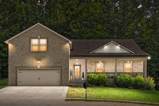 3294 Dabney Ln, Clarksville, TN 37043