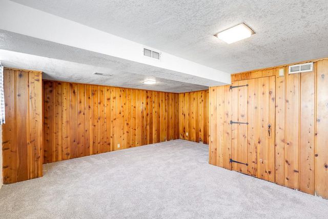 703 Mississippi Street NE, Fridley, MN 55432