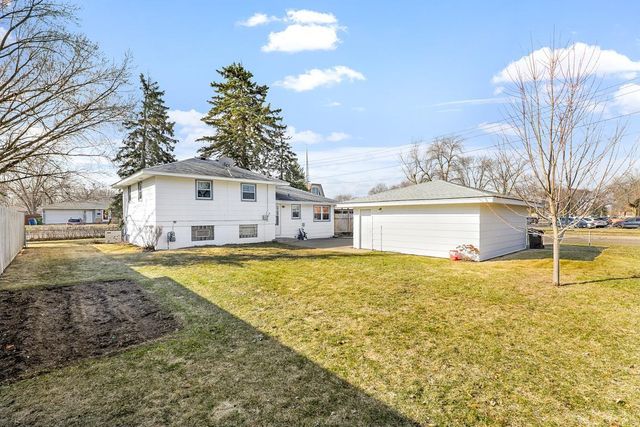 703 Mississippi Street NE, Fridley, MN 55432