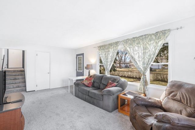 703 Mississippi Street NE, Fridley, MN 55432