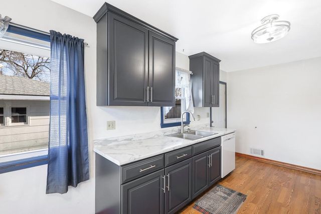 703 Mississippi Street NE, Fridley, MN 55432