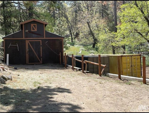 16810 Grindelwald Drive, Tehachapi, CA 93561