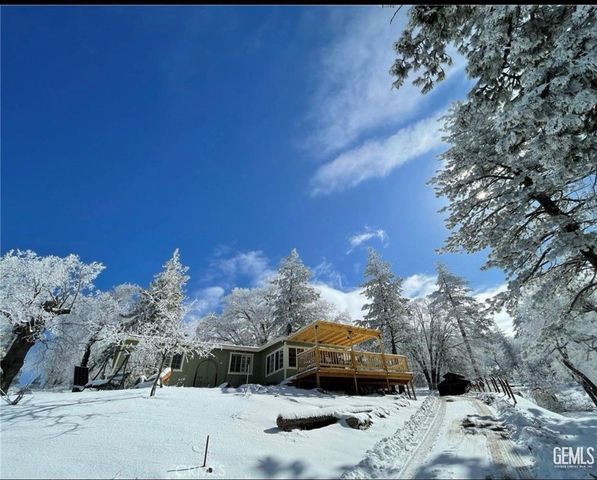 16810 Grindelwald Drive, Tehachapi, CA 93561