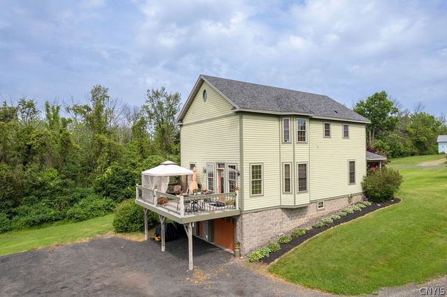 321 West Lake Road, Oswego, NY 13126
