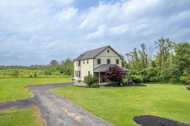 321 West Lake Road, Oswego, NY 13126