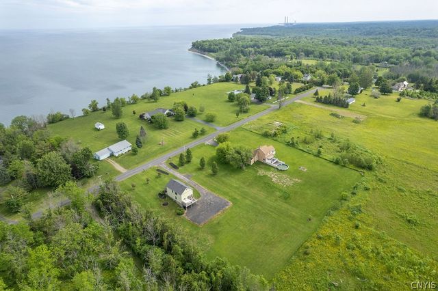 321 West Lake Road, Oswego, NY 13126