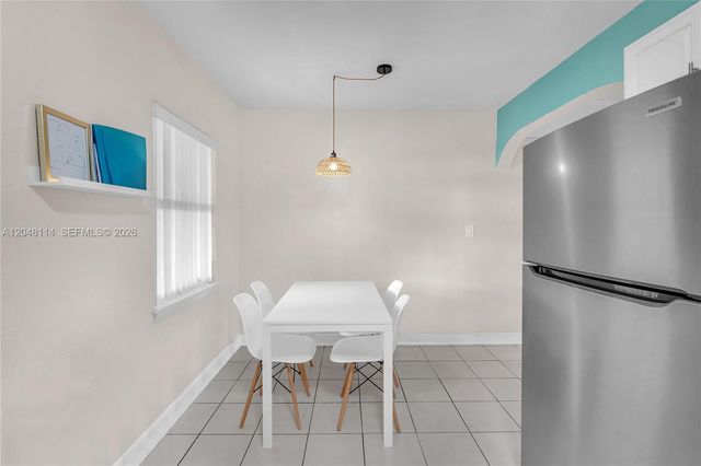 261 SW 15th St 3, Dania Beach, FL 33004