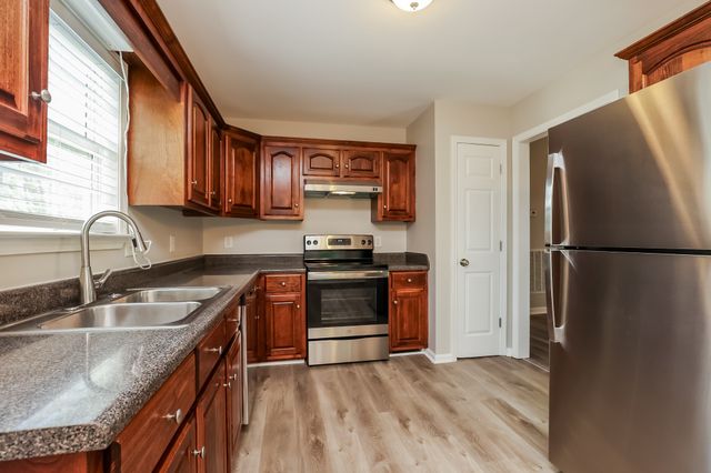 112 McKinley Dr, Columbia, TN 38401