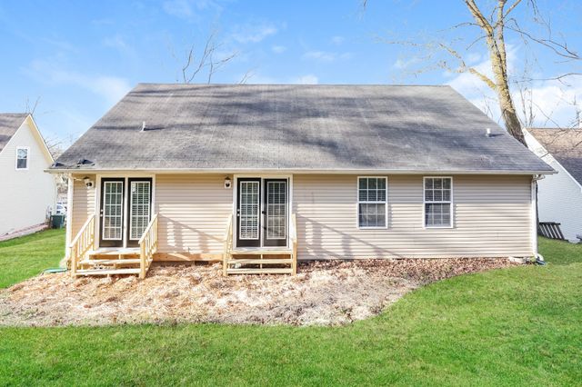112 McKinley Dr, Columbia, TN 38401