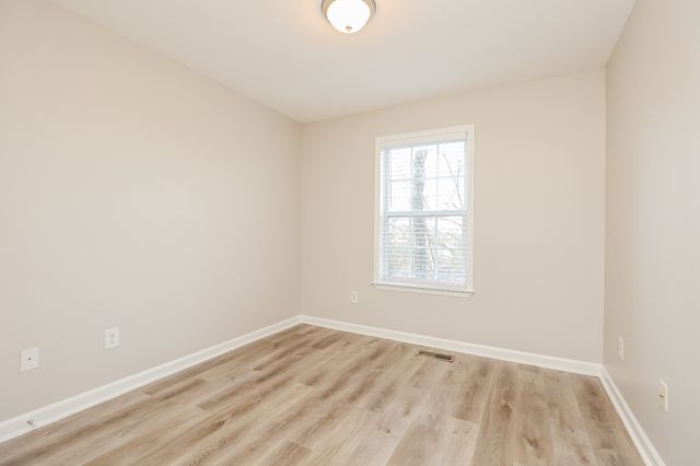 112 McKinley Dr, Columbia, TN 38401
