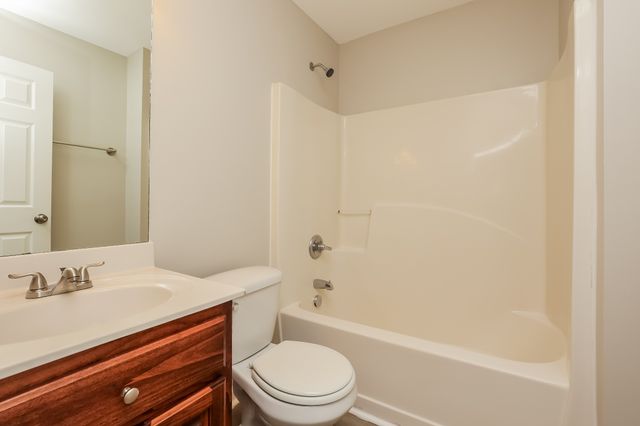 112 McKinley Dr, Columbia, TN 38401