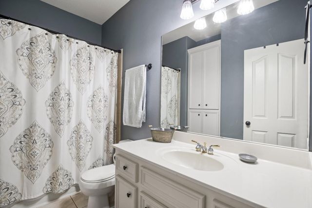 9292 Deepwater Drive, Montgomery, TX 77356