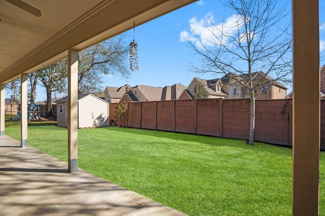 9292 Deepwater Drive, Montgomery, TX 77356