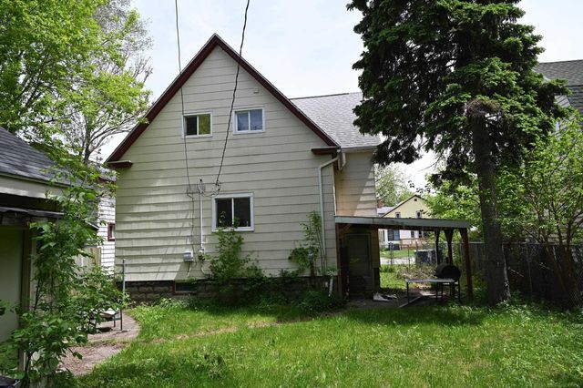 912 Garfield Avenue, Bay City, MI 48708