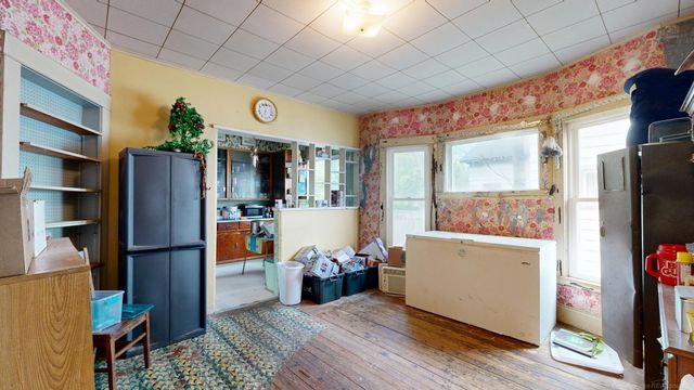 912 Garfield Avenue, Bay City, MI 48708