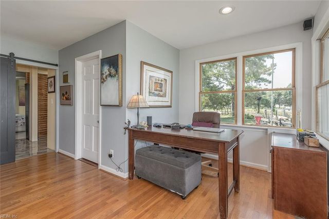 111 White House DR, Poquoson, VA 23662