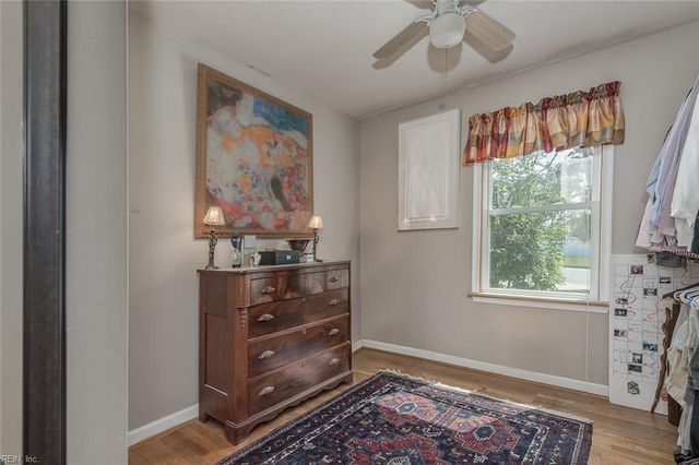 111 White House DR, Poquoson, VA 23662