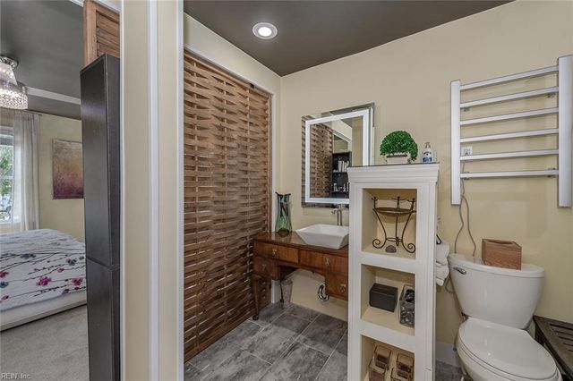111 White House DR, Poquoson, VA 23662
