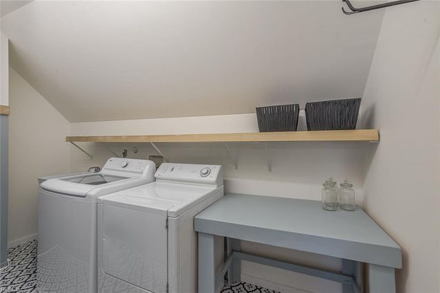 111 White House DR, Poquoson, VA 23662