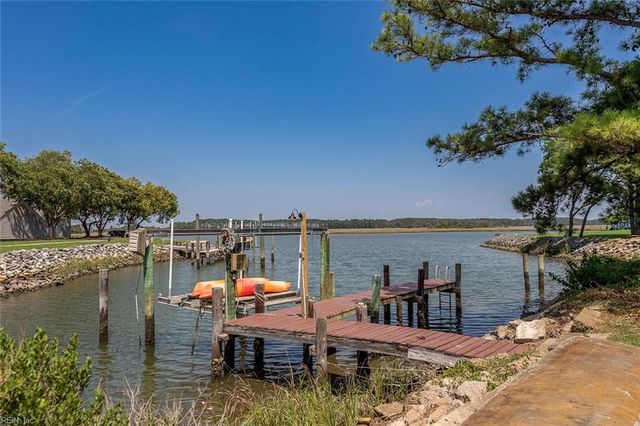 111 White House DR, Poquoson, VA 23662