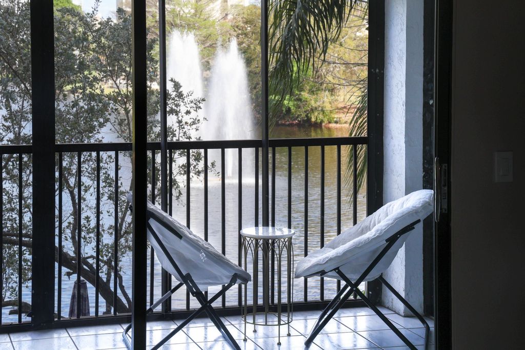 2334 S Cypress Bend Drive 202, Pompano Beach, FL 33069