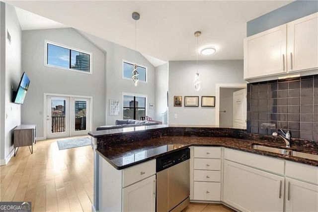 799 Hammond Drive 423, Atlanta, GA 30328