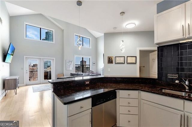 799 Hammond Drive 423, Atlanta, GA 30328