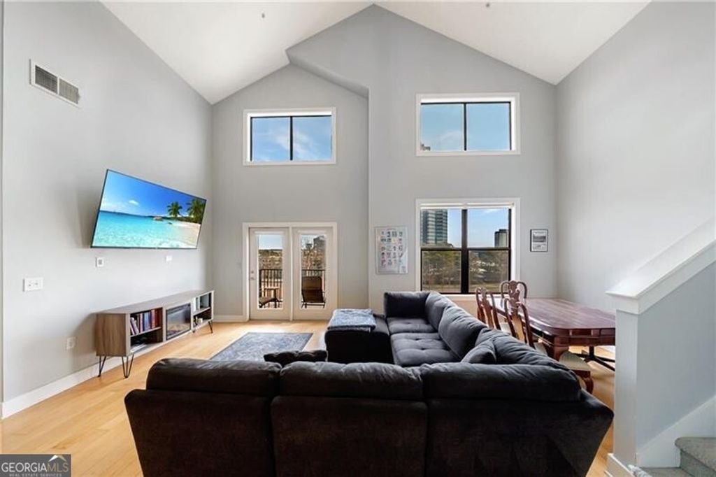 799 Hammond Drive 423, Atlanta, GA 30328